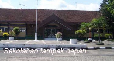 images/slideshow/sekolahan tampak depan.jpg